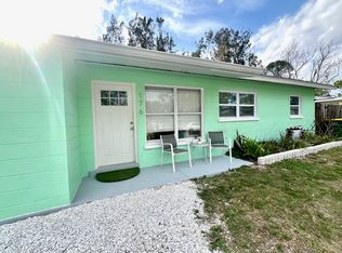 176 Hoosier Pl, Sarasota, FL 34232