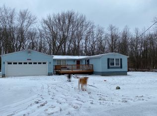 6490 Riverside Dr, Leavittsburg, OH 44430