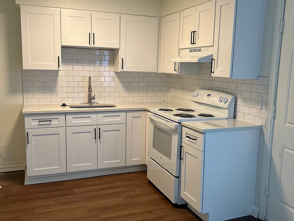 1st image of 1975 Dunbar Dr APT F