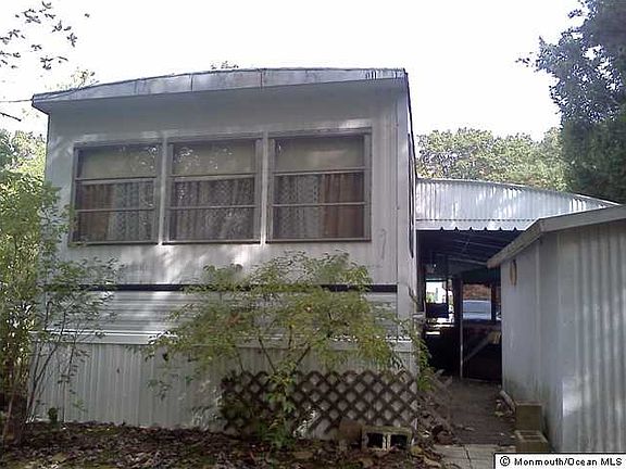 2nd image of 76 Antonia Dr
