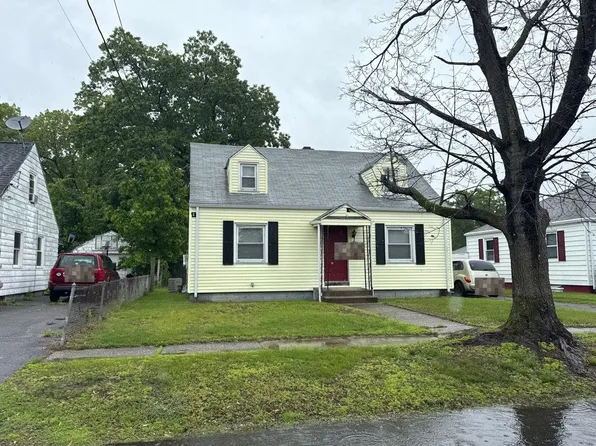 283 Wildermere St, Chicopee, MA 01020