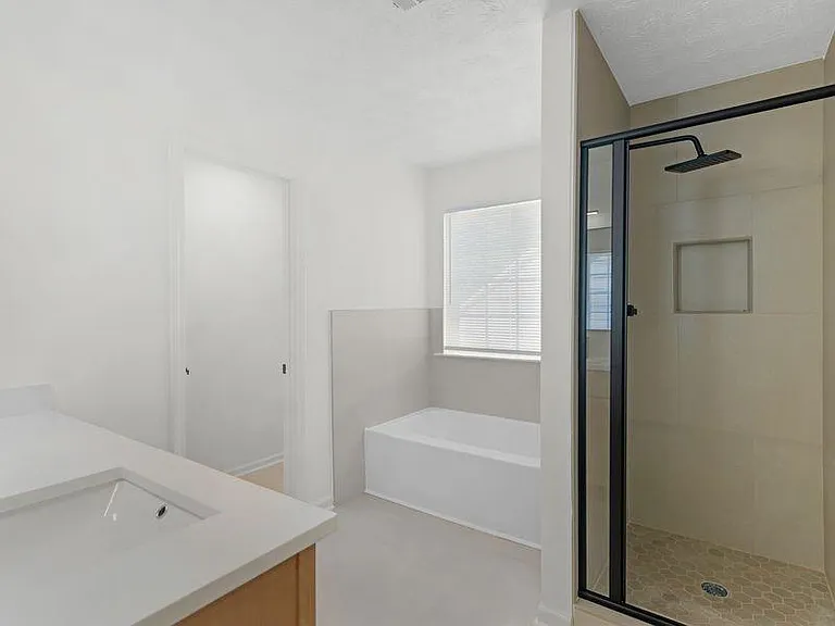 6060 Winston Trce — Photo 18