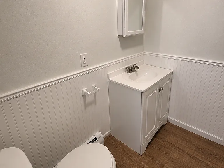 21 Manhan St #2S — Photo 5