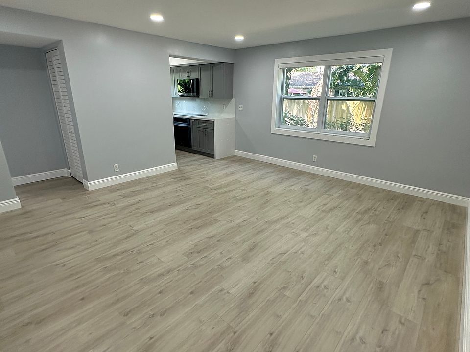 1st image of 3421 NE 15th Ave APT 5
