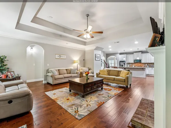 42 Waterford Pl, Trussville, AL 35173