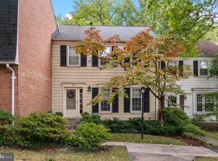 9011 Queen Maria Ct, Columbia, MD 21045