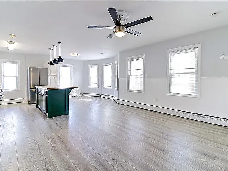 143 Tell St #B — Photo 3