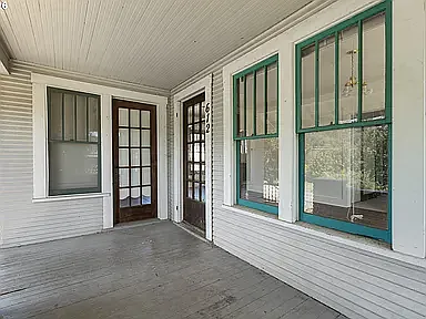 612 N State St — Photo 9