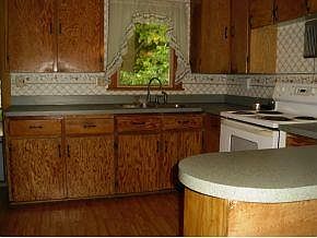 5th image of 42 N Brookside Ave