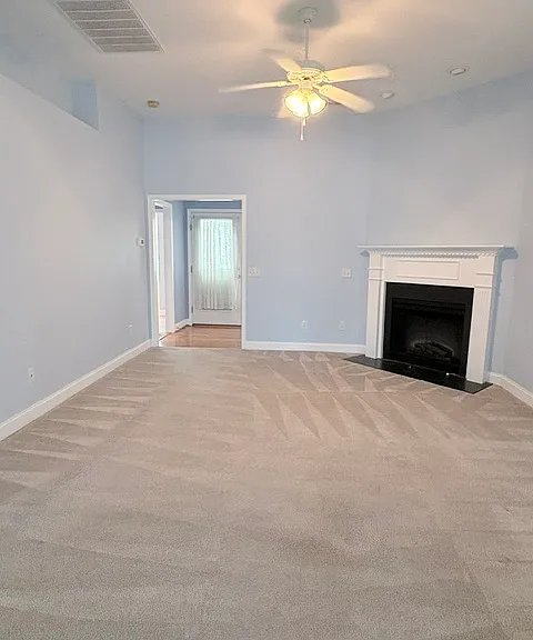 5218 Minnesota Dr — Photo 5