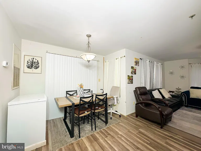 13560 Lord Sterling Pl #9-4 — Photo 8