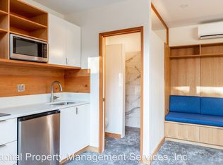 1823 NE Weidler St APT C, Portland, OR 97232