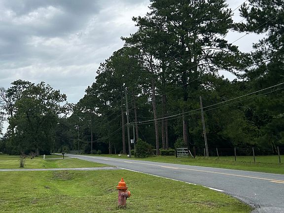 5th image of 4009 Driggers Rd