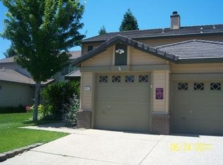 8912 Roscomare Ct, Elk Grove, CA 95624