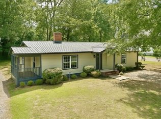 127 Holly St, Social Circle, GA 30025