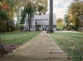 15088 S Lakeshore Rd, Lakeside, MI 49116