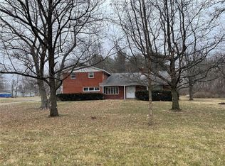 1012 N Idler Ln, Greenville, IL 62246