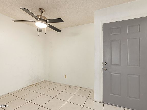 4th image of 540 N May St APT 1142