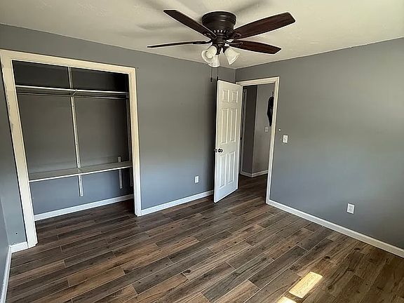 5th image of 359 Helena Cir