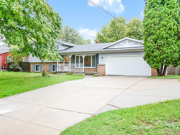 5th image of 5851 Pinetree Ave SE