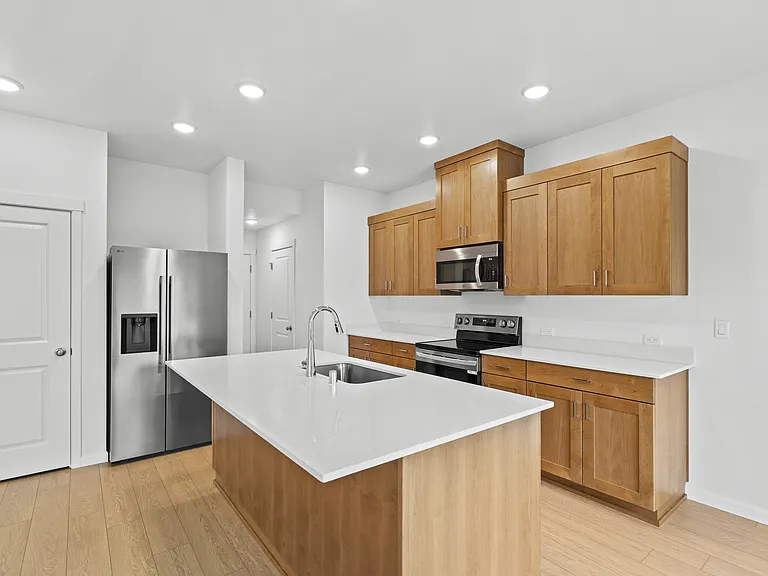 1409 NE 185th Ave — Photo 24