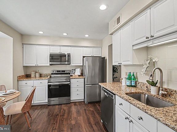 5th image of 7514 Oldham Way