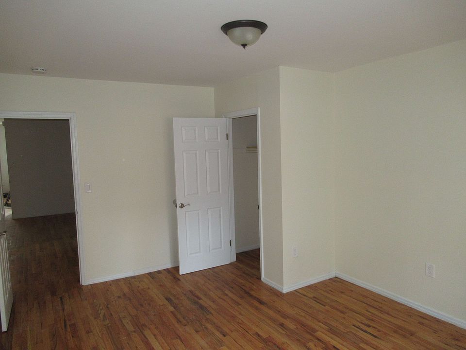 1st image of 215 Macdougal St #1