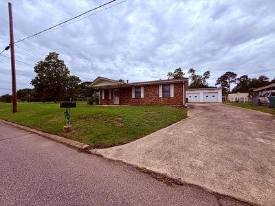 309 Pine St, Brundidge, AL, 36010