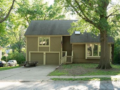 1725 NW 11th St, Blue Springs, MO, 64015