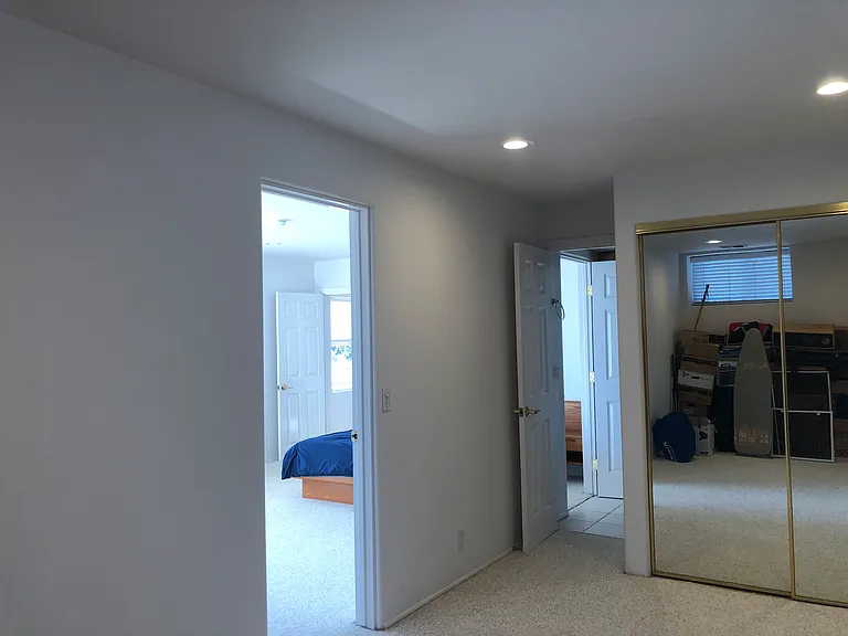 937 Roble Ln — Photo 13