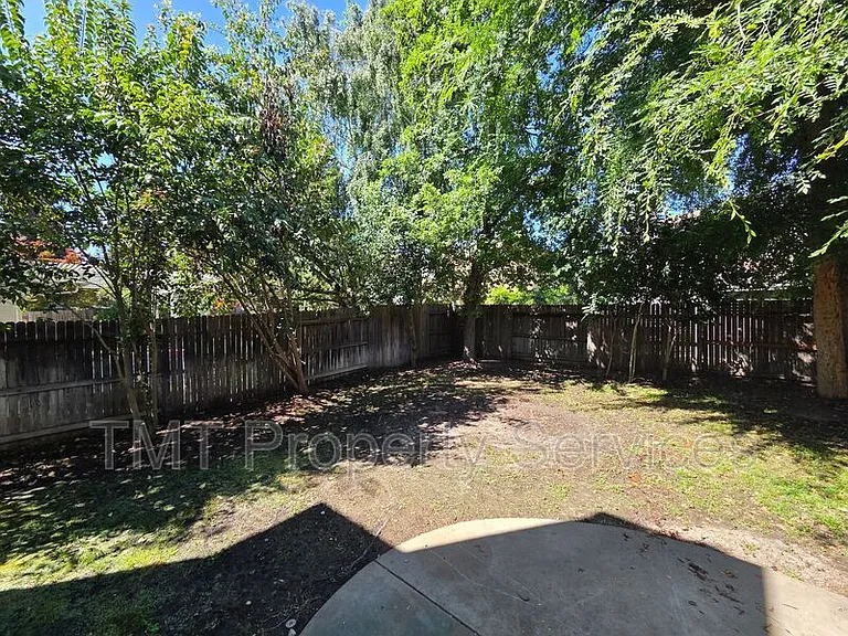 1717 Providence Way — Photo 45