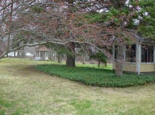 41 Old Springfield Rd, Belchertown, MA 01007