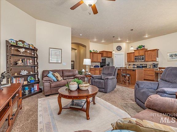 3rd image of 10289 W Dover Heights Ct