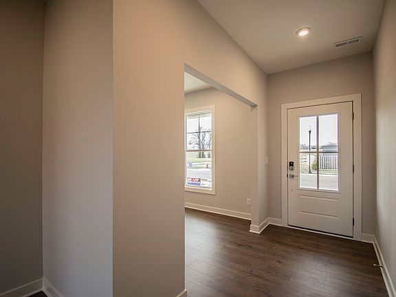 4th image of 2010 Pebble Wood Dr Lot 1
