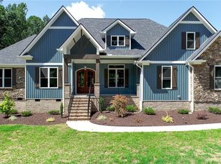 6910 Harvest Glen Dr, Greensboro, NC 27406