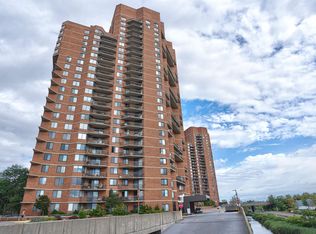 720 Harmon Cove Tower #720, Secaucus, NJ