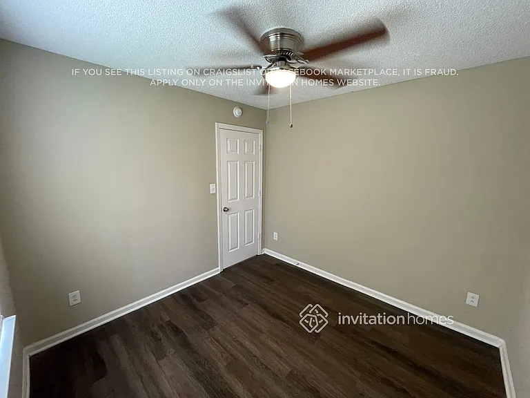 171 Golding Dr — Photo 13