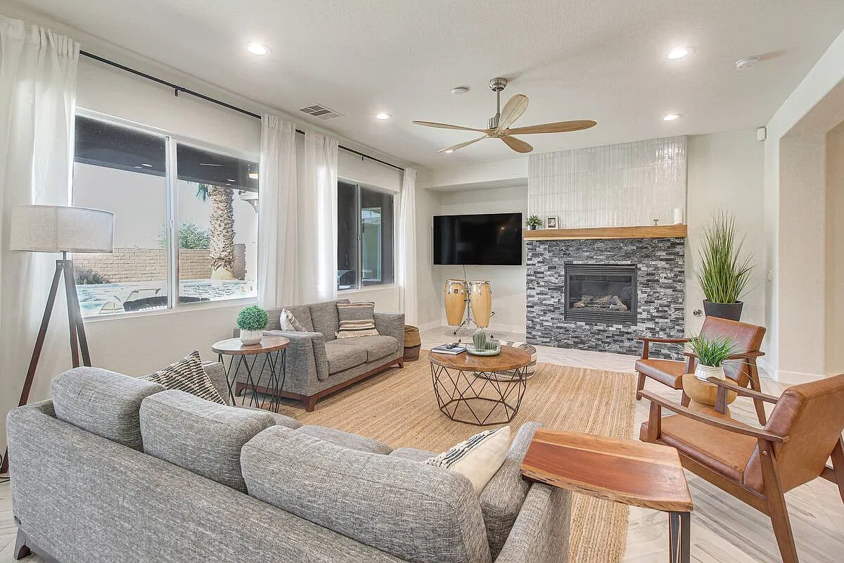 3 bed, 2012 sqft, $3,250 — Photo 4