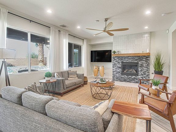4th image of 42681 Del Lago Ct
