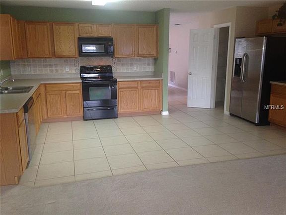 4th image of 15162 Sugargrove Way