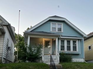 3034 S 14th St, Milwaukee, WI 53215
