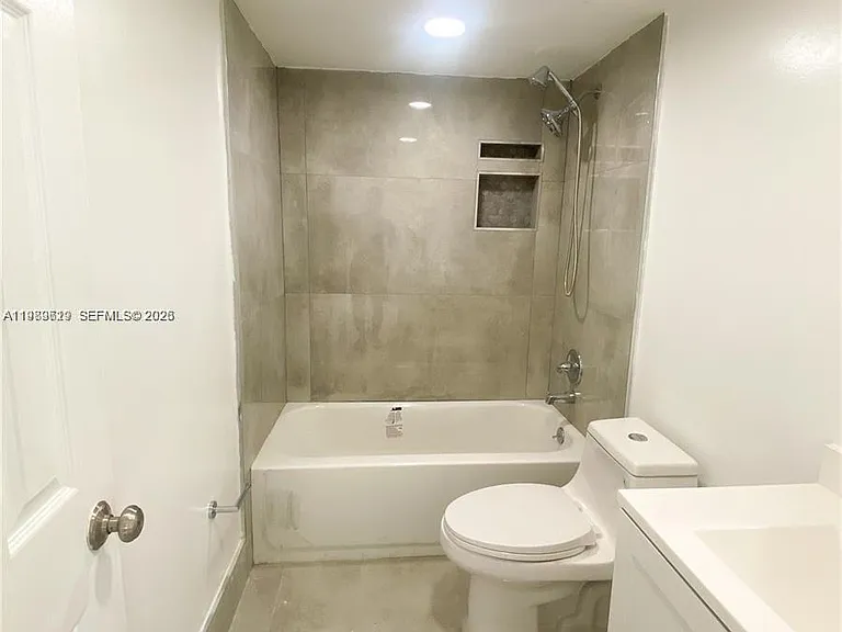2550 W 67th Pl #22-32 — Photo 25