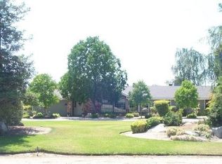7703 N De Wolf Ave, Clovis, CA 93619