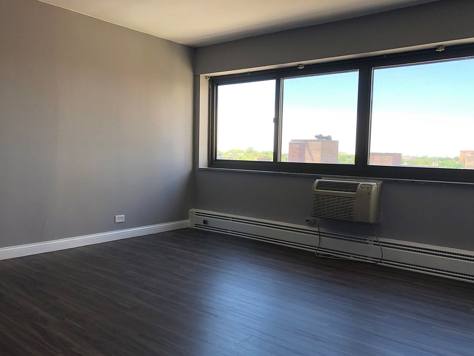 1st image of 7337 S South Shore Dr APT 722