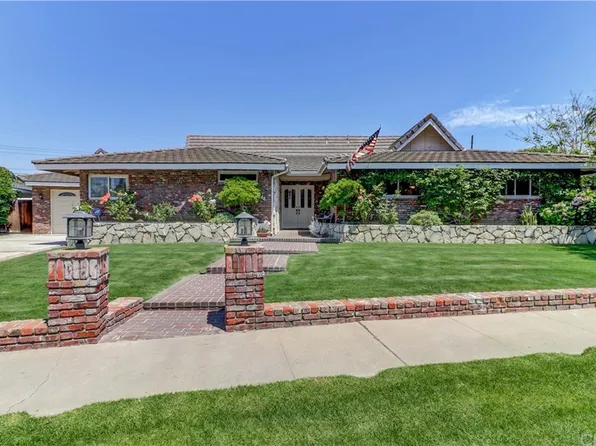 2934 Maui Pl, Costa Mesa, CA 92626