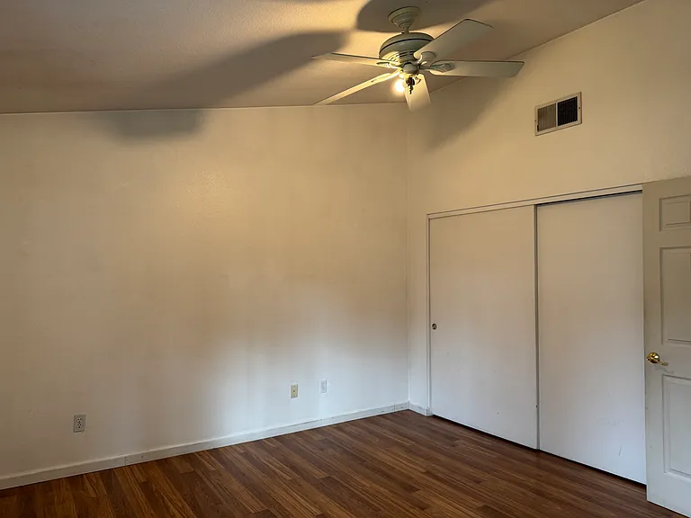 1323 Saint Francis Dr — Photo 16