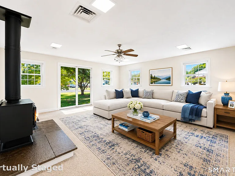 11 Barmore Dr W — Photo 3