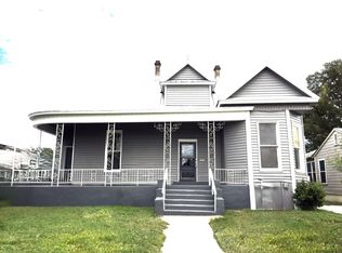 1018 S Olive St, San Antonio, TX 78210