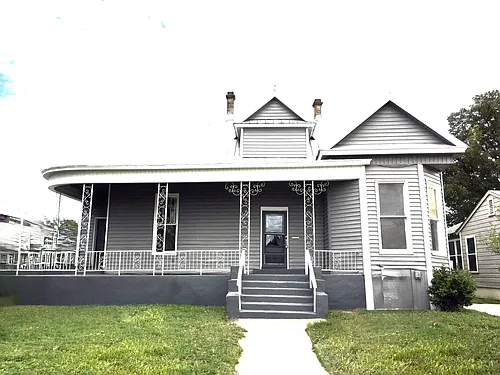 1018 S Olive St Photo 1