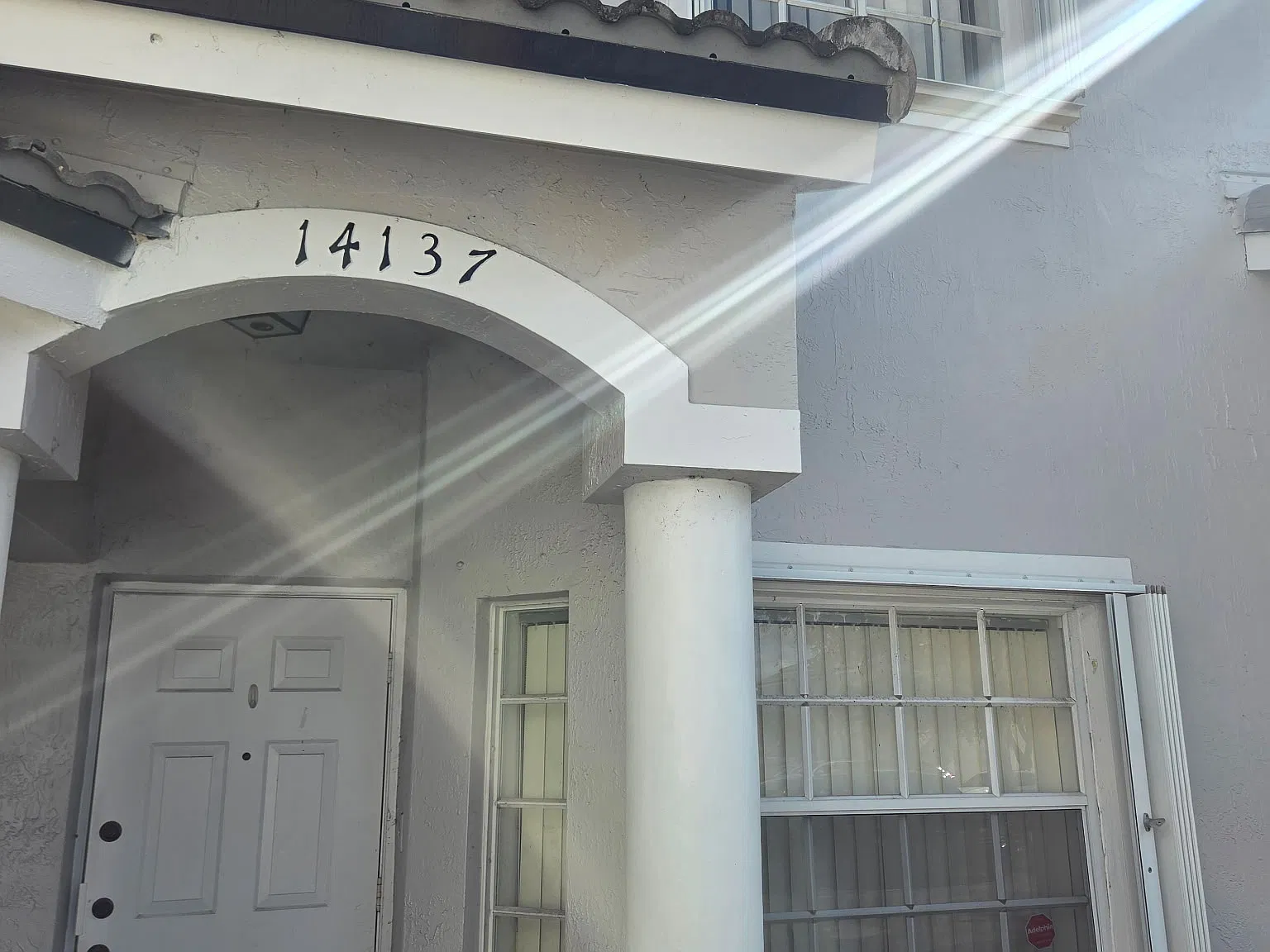 2 bed, 1.5 bath, 950 sqft, $2,400 — Photo 1